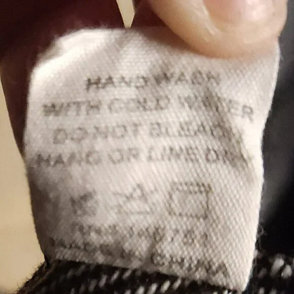 Altar'd State Cream Red Blue Flannel Plaid Vest Medium - Picture 6 of 7